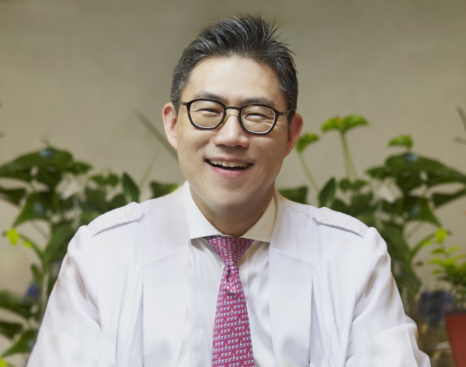 차움 7대 원장으로 선임된 김종석 교수.