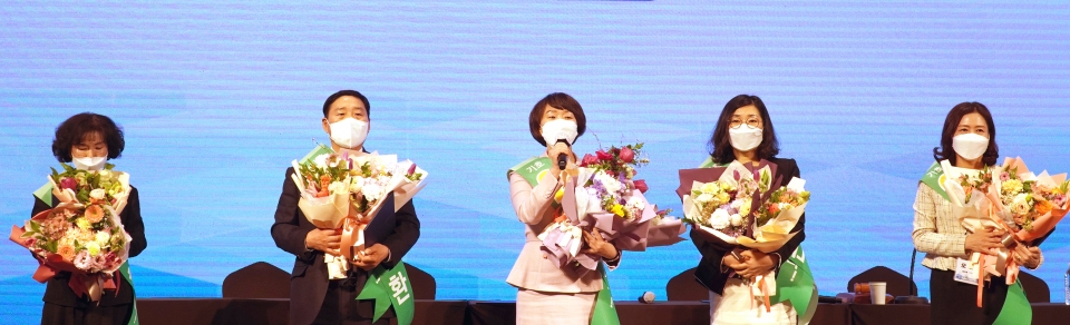 27일 열린 대한간호무사협회 제48차 정기대의원총회에서 곽지연 21대 회장 당선자가 소감을 밝히고 있다.