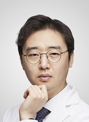 가톨릭대학교 인천성모병원 안과 김용찬 교수