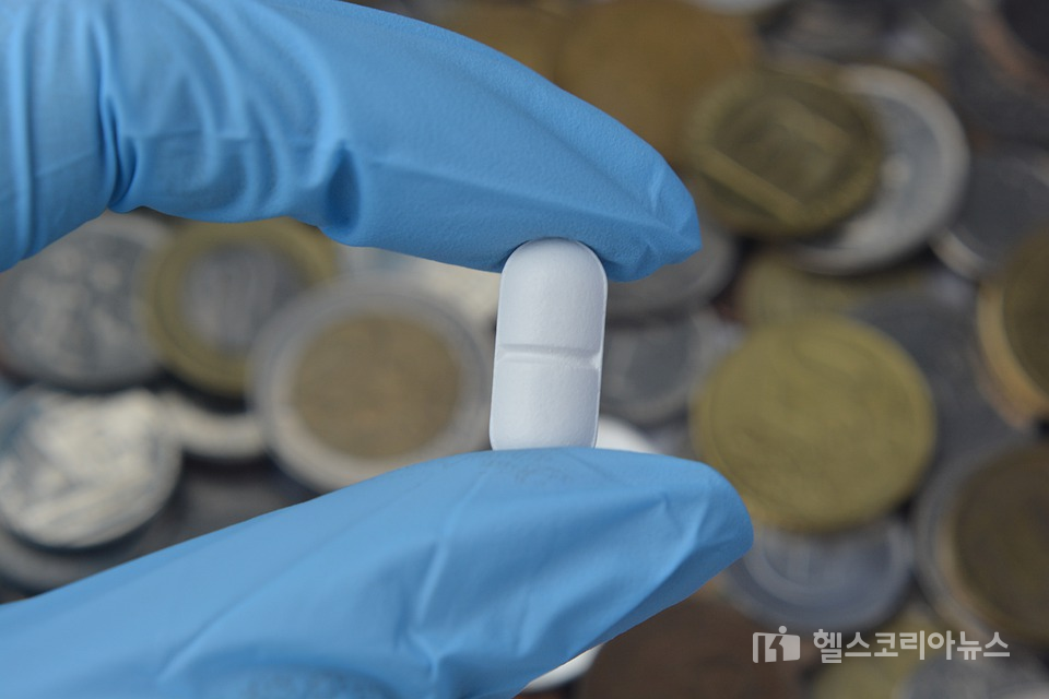 바이오의약품에 대한 수요가 크게 늘어나면서 국내 혁신형 제약사들이 개발하고 있는 바이오신약의 수출액도 매년 두자릿수의 성장세를 보이고 있다.